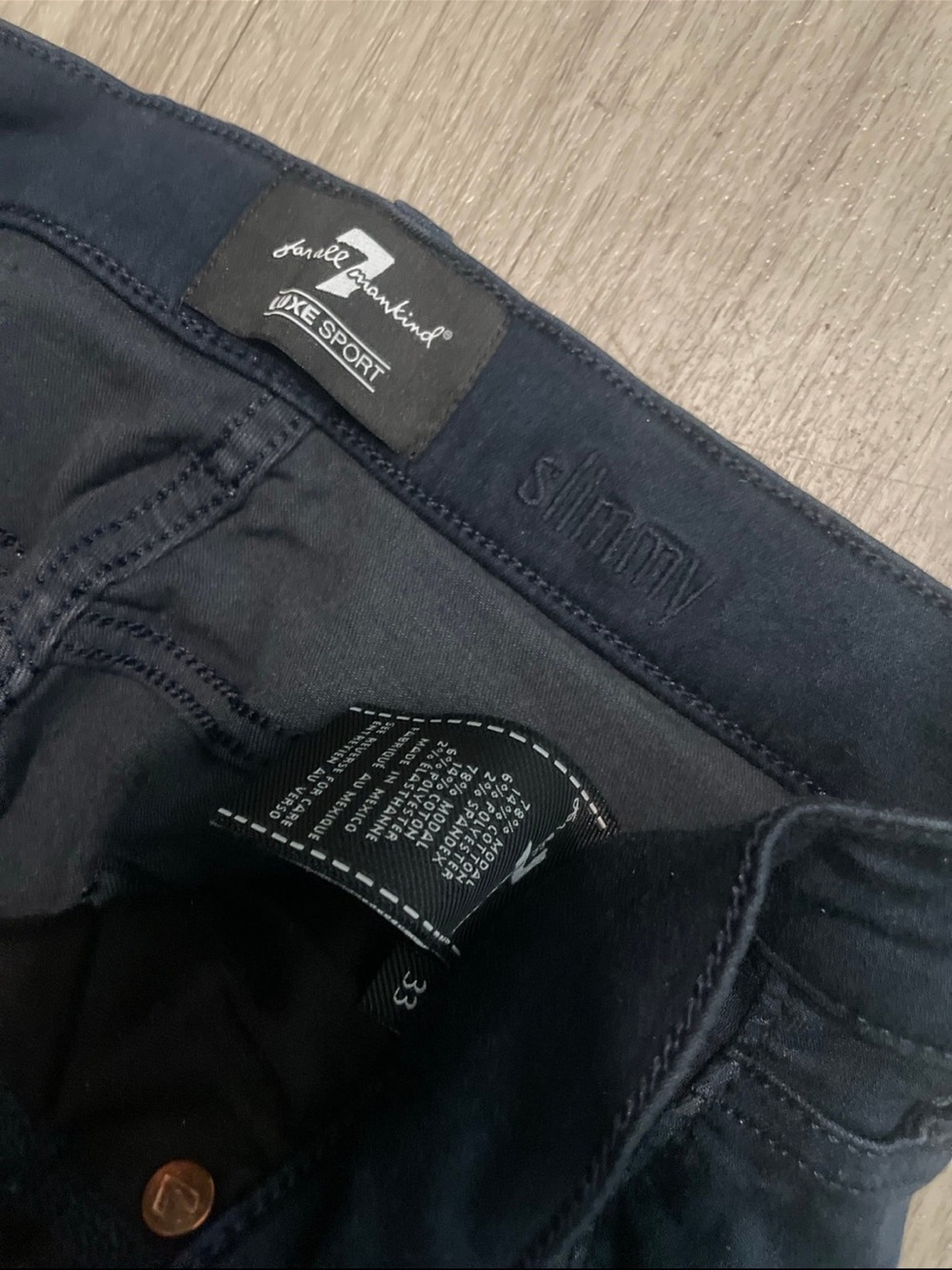 7 For All Mankind Women's Straight-Leg Jeans in Dark Navy - Picture 2 of 3
